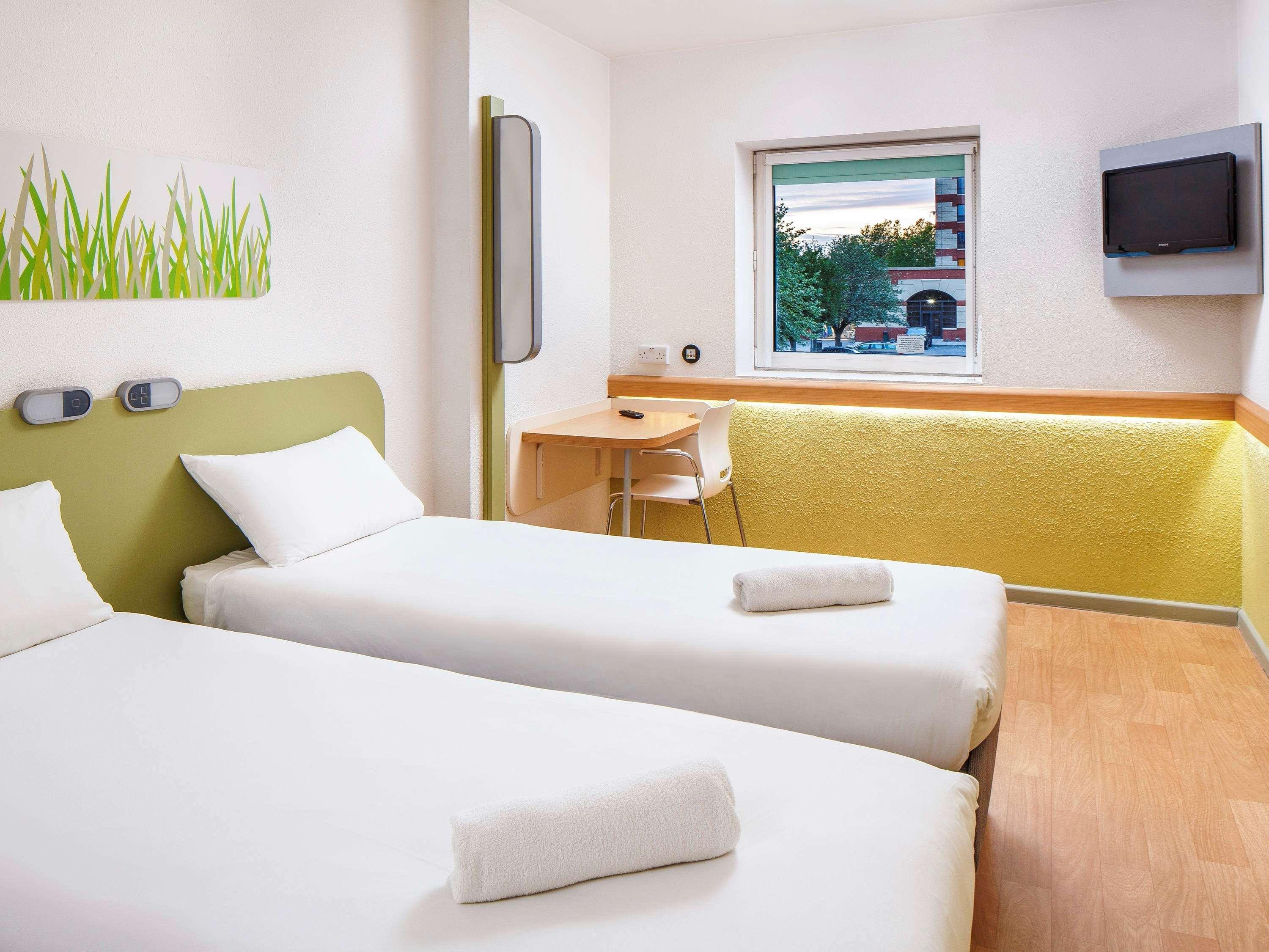 Ibis Budget Southampton Centre Экстерьер фото