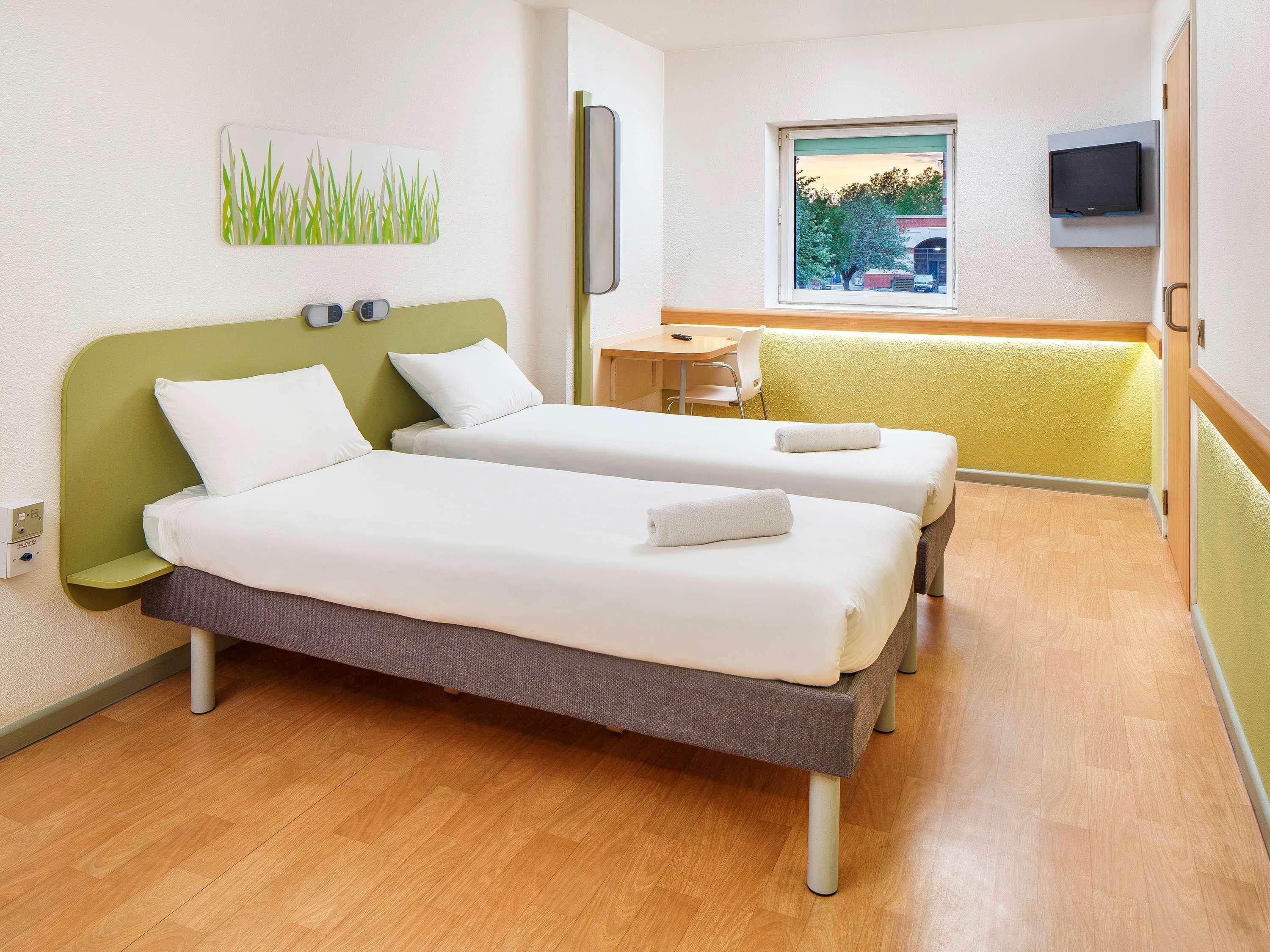 Ibis Budget Southampton Centre Экстерьер фото