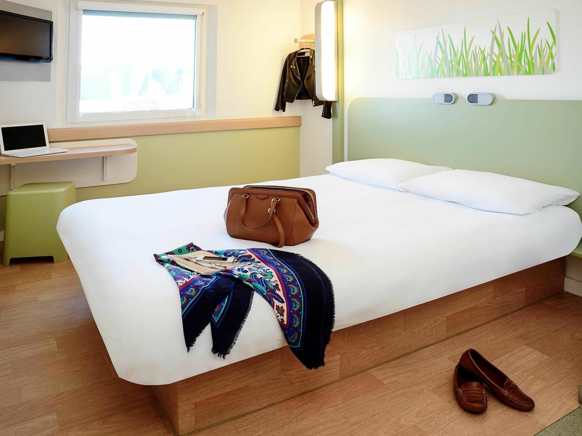 Ibis Budget Southampton Centre Экстерьер фото