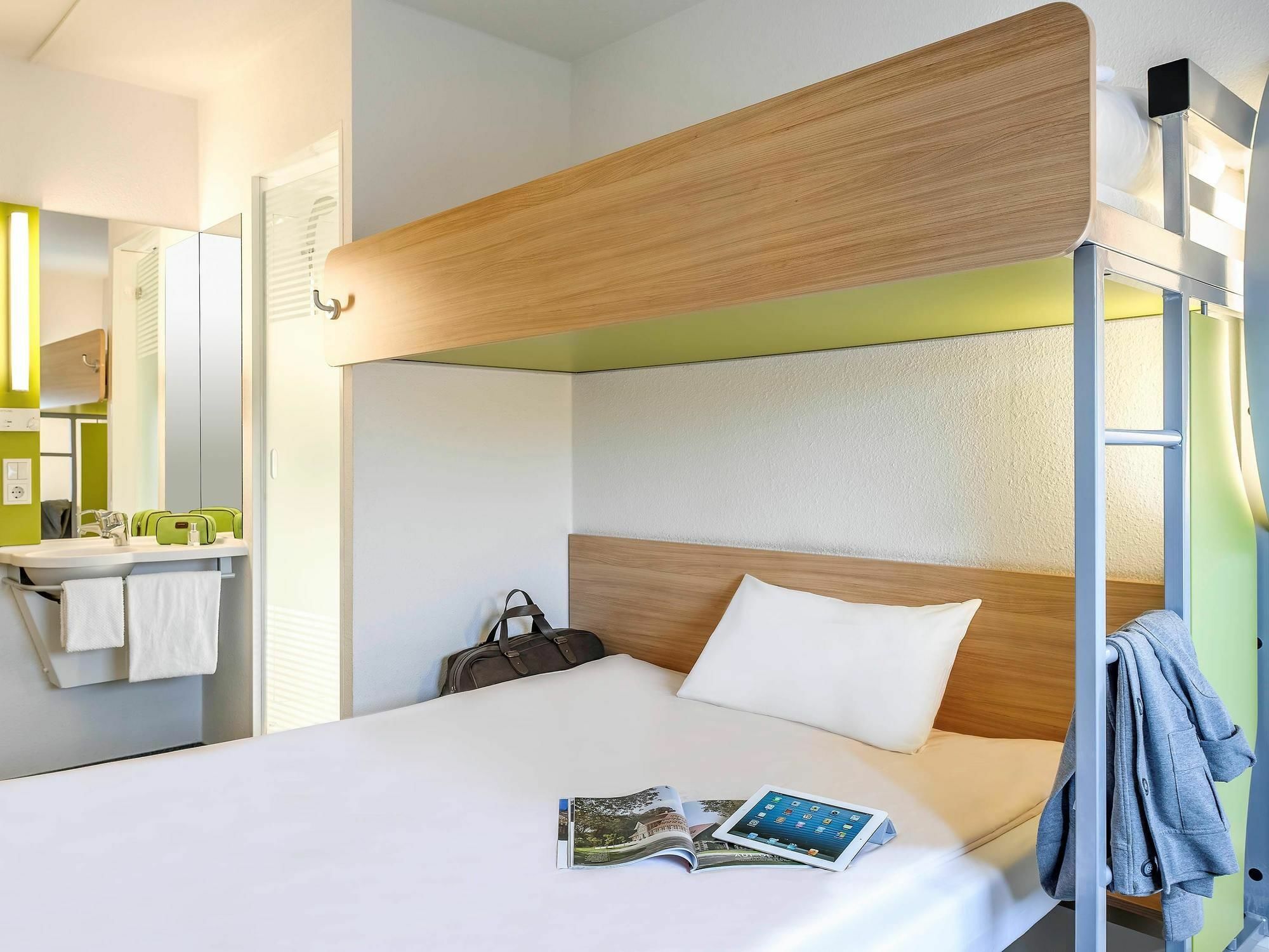 Ibis Budget Southampton Centre Экстерьер фото